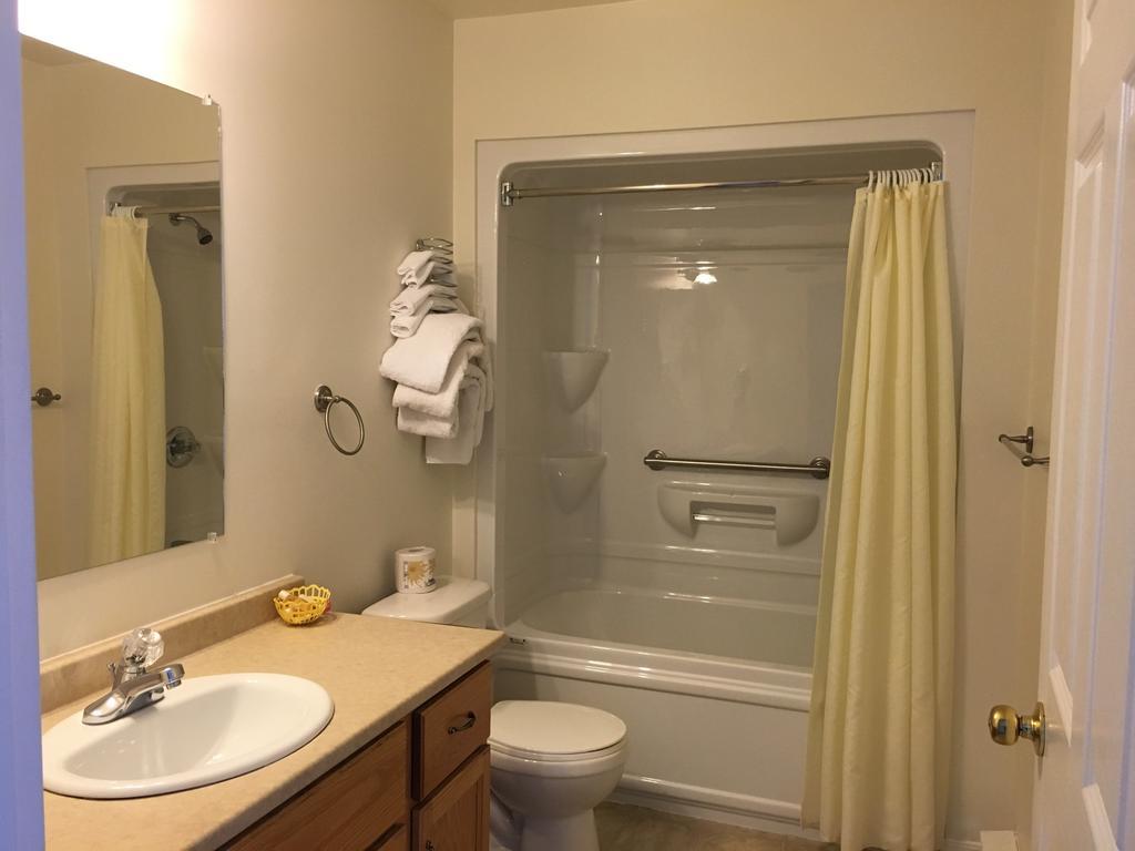 Airport Inn Fredericton Luaran gambar