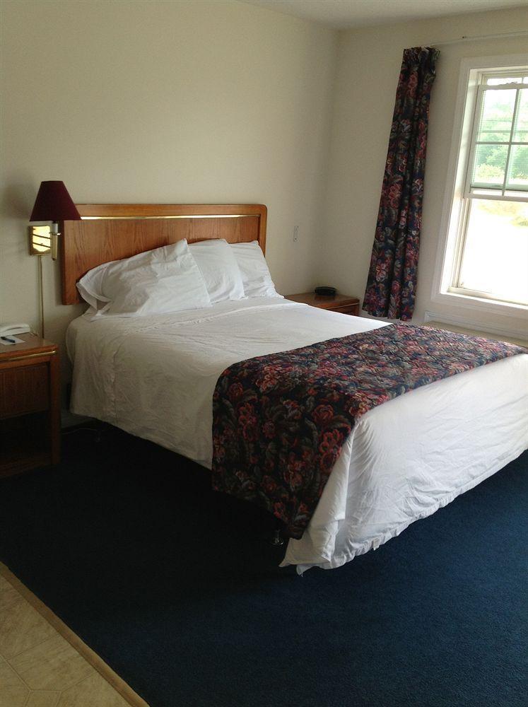 Airport Inn Fredericton Luaran gambar